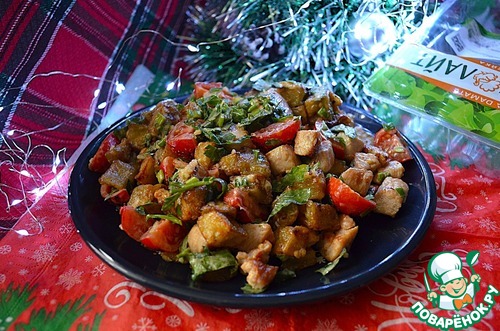 Салат с индейкой и хрустящими баклажанами Салат с индейкой и хрустящими баклажанами