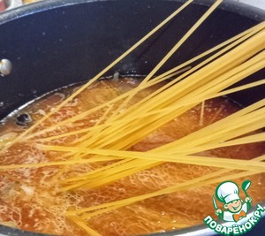 Спагетти путтанеска Спагетти путтанеска