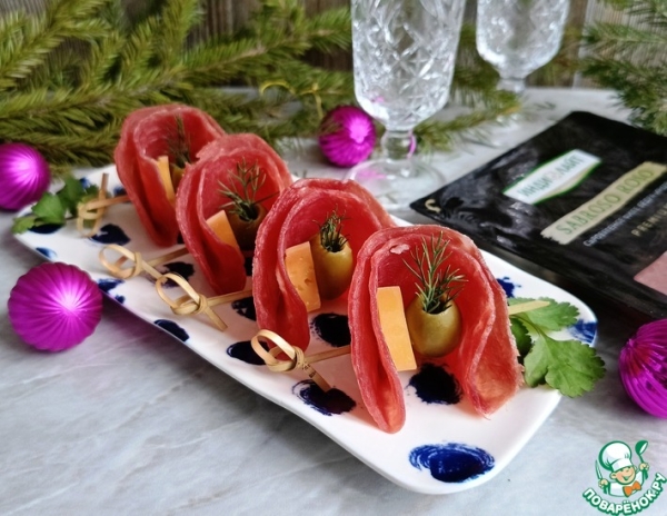 Закуска с сыровяленой индейкой Закуска с сыровяленой индейкой