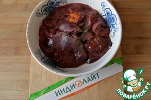 Закусочный мильфей из яблок с печенью Закусочный мильфей из яблок с печенью