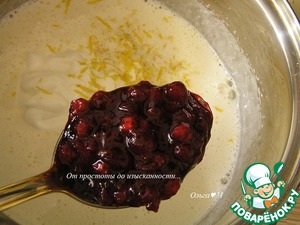 Пончики с брусникой