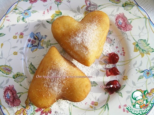 Пончики с брусникой