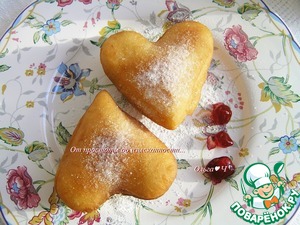 Пончики с брусникой