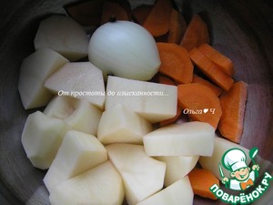 Индейка в сливочном соусе с овощами