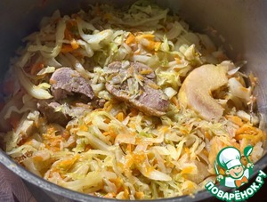 Утиная грудка в капусте